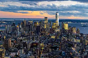 NYC@Night: Dive into the City That Never Sleeps! 3 Hour Tour