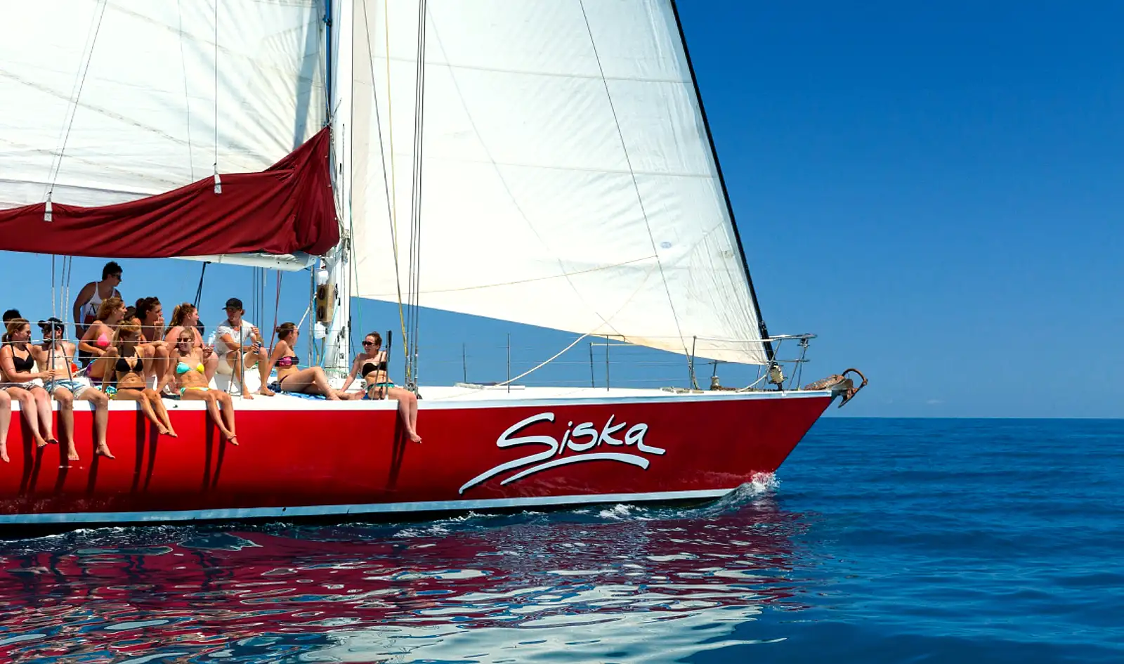 Siska yacht Whitsundays tour