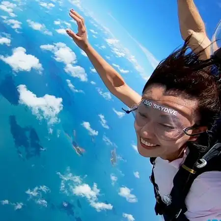 Cairns 14,000ft Tandem Skydive [Self-Drive]