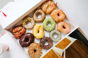 2-Hour Donut Tour of Vancouver's Downtown | With Gastown