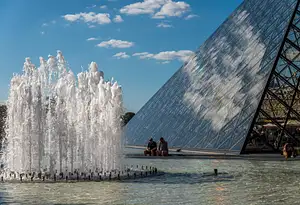 Private Tour of the Louvre Museum | Entrance