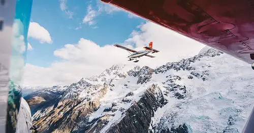 Scenic Ski Plane Flight Over the Southern Alps